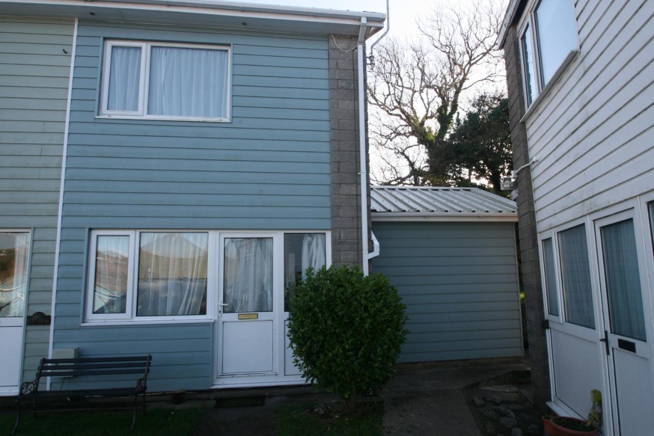 פמברוק Freshwater Bay Holiday Cottages מראה חיצוני תמונה