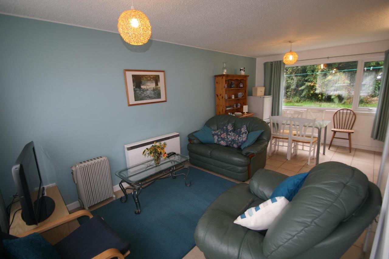 פמברוק Freshwater Bay Holiday Cottages מראה חיצוני תמונה