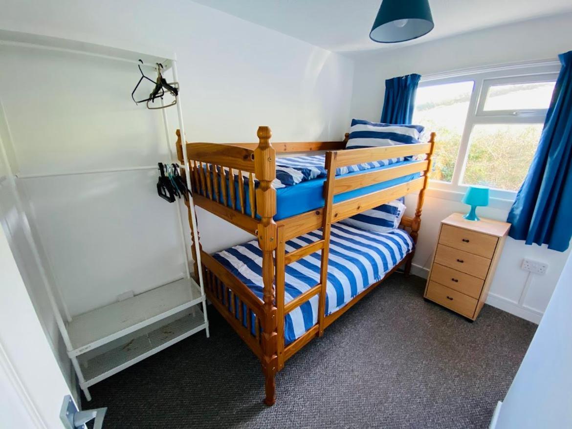 פמברוק Freshwater Bay Holiday Cottages מראה חיצוני תמונה